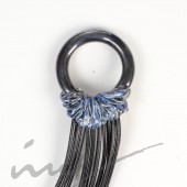 Žiedo formos ing-ring kaklo papuošalas mėlyna/marmurinė